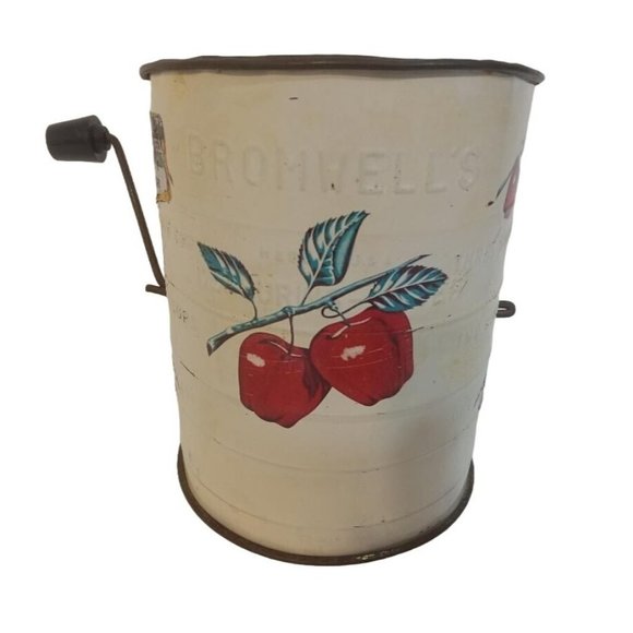Bromwells Flour Sifter Measuring 3 Cup Metal Apple Design Black Handle Farmhouse - Picture 3 of 6